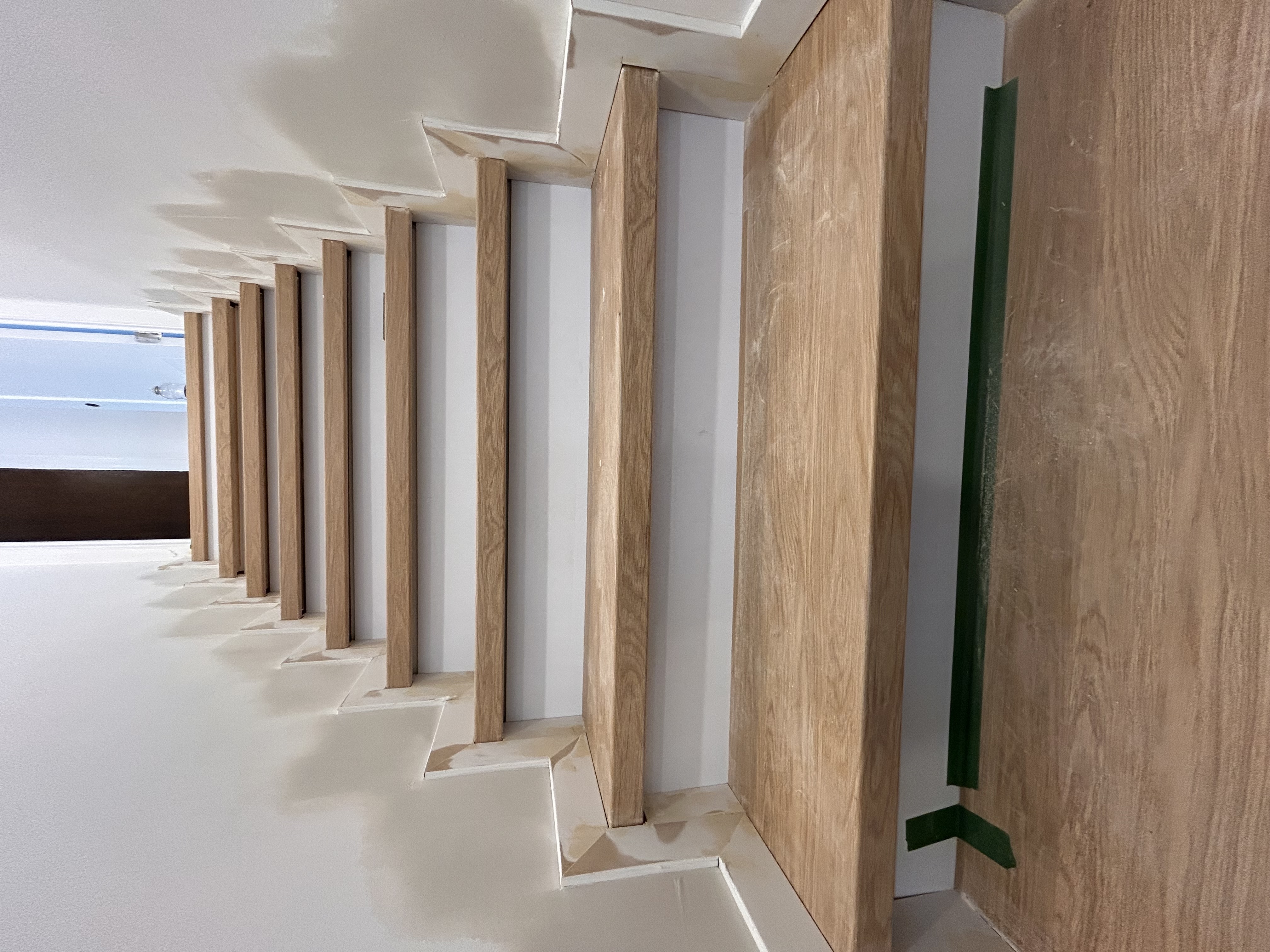 Menuiserie sur mesure Escalier de bois — finition